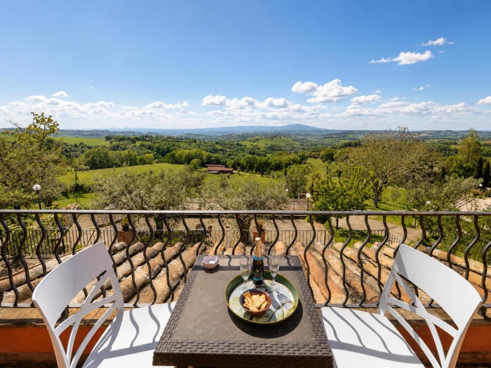 Natural landscape, View (from property/room), Balcony/Terrace