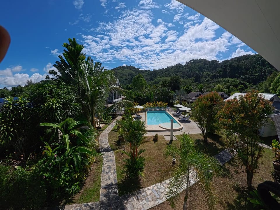 Villa Colina Khao Lak Rooms and Bungalows - Adults Only Bed and Breakfast in Khuekkhak
