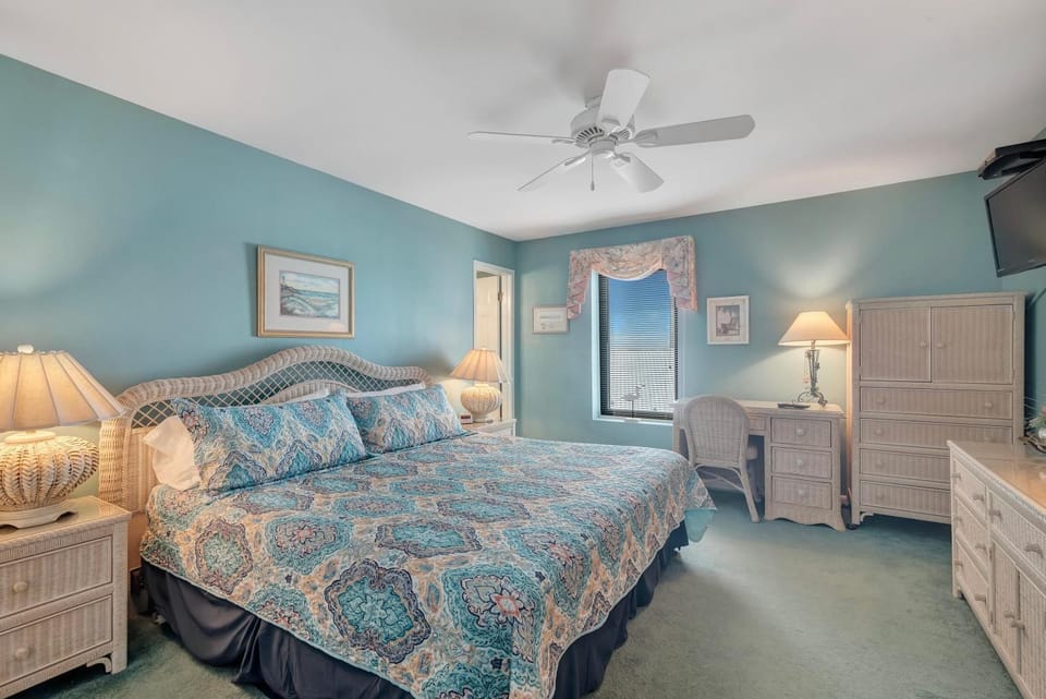 Island Winds West Unit 580 House in West Beach