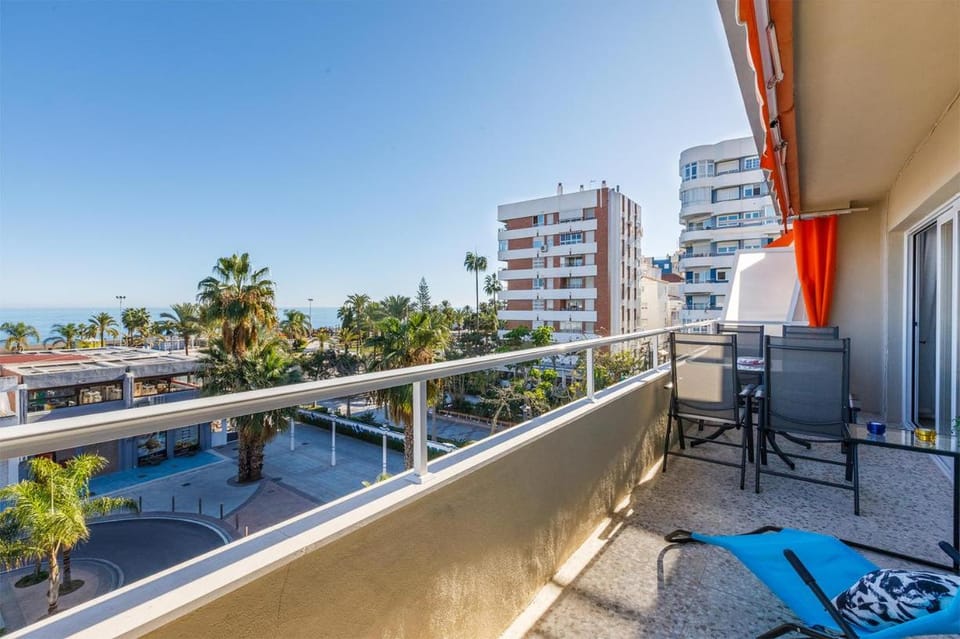 Balcony/Terrace, City view, Sea view, Street view