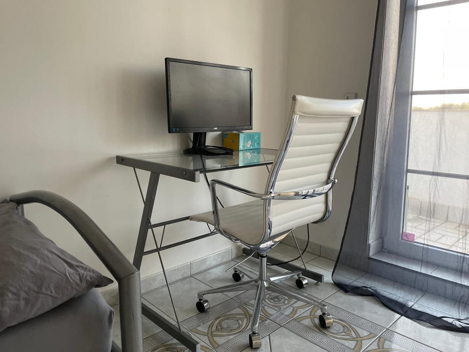 TV and multimedia, Business facilities