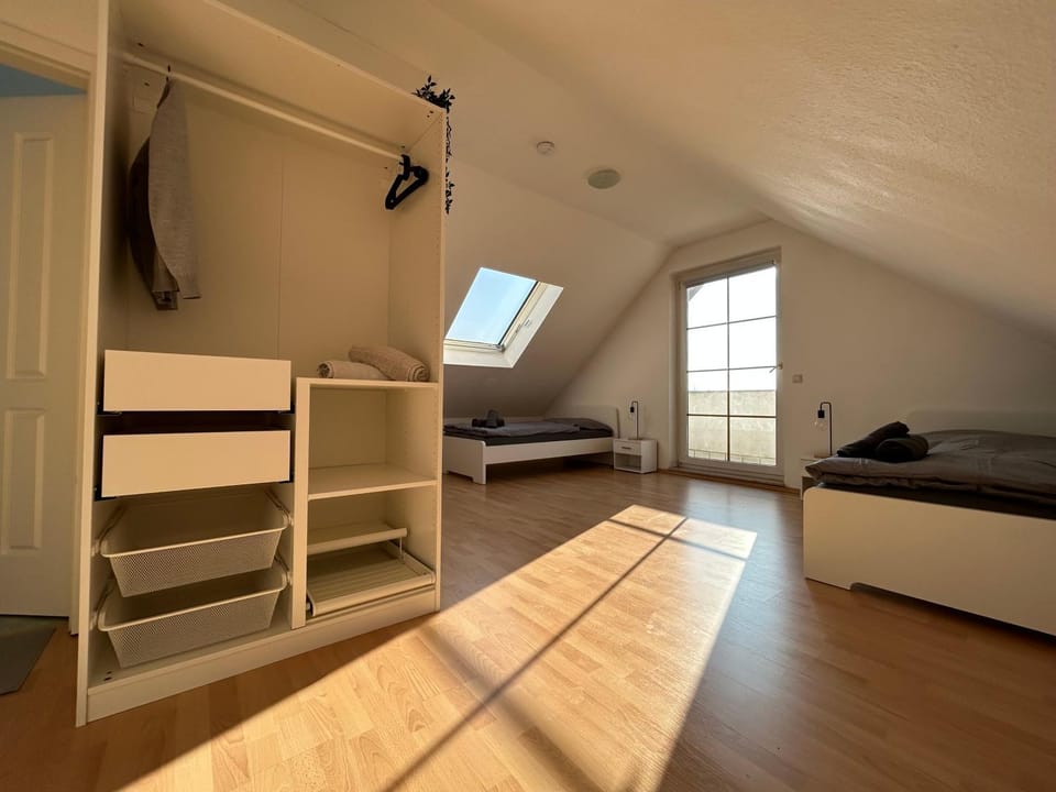Balcony/Terrace, Bedroom, wardrobe
