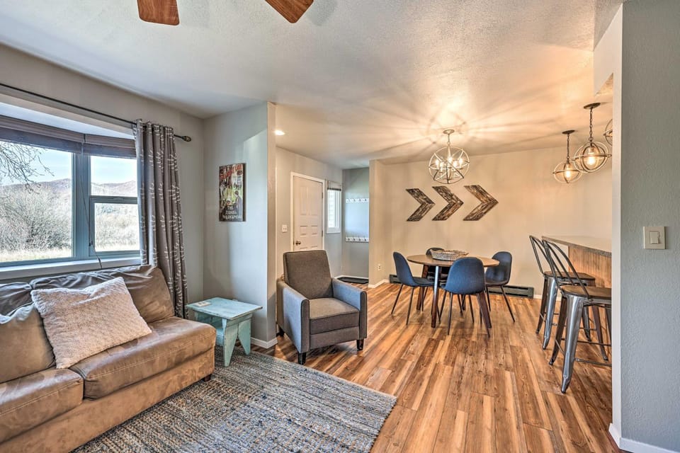 Steamboat Springs Townhome < 2 Mi to Lifts! House in Steamboat Springs