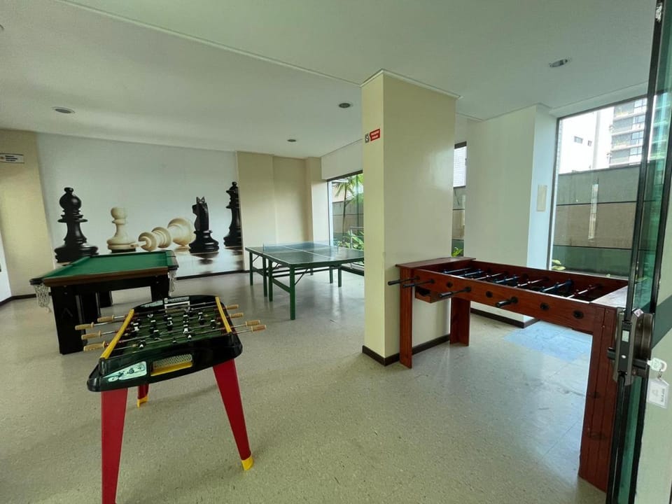 Billiard, Game Room, Table tennis