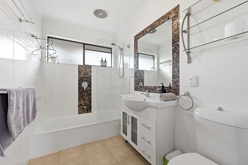 Inverloch Shores House in Inverloch