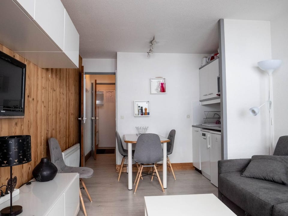 Charmant appart 23m² à Méribel Mottaret avec balcon, pied des pistes, idéal famille - FR-1-355-194 Apartment in Les Allues