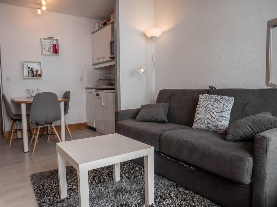 Charmant appart 23m² à Méribel Mottaret avec balcon, pied des pistes, idéal famille - FR-1-355-194 Apartment in Les Allues
