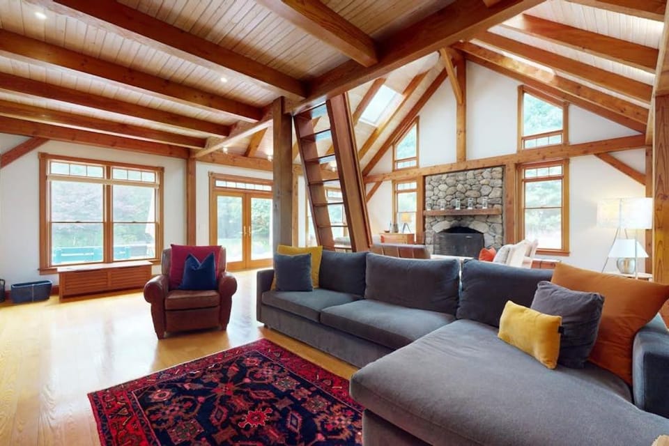 Bumps River Bungalow House in Centerville