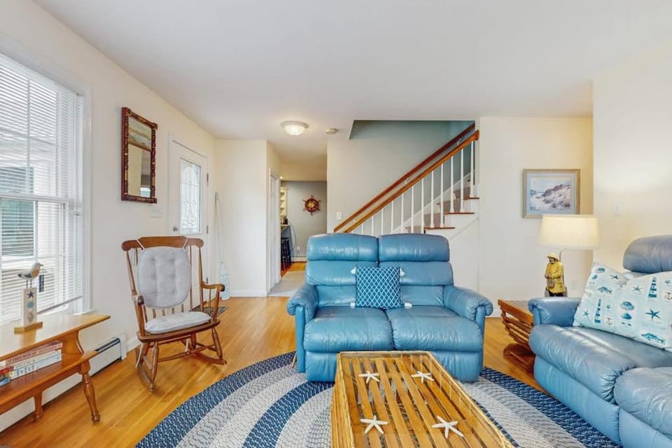 Wharf Side Hideout House in Hyannis