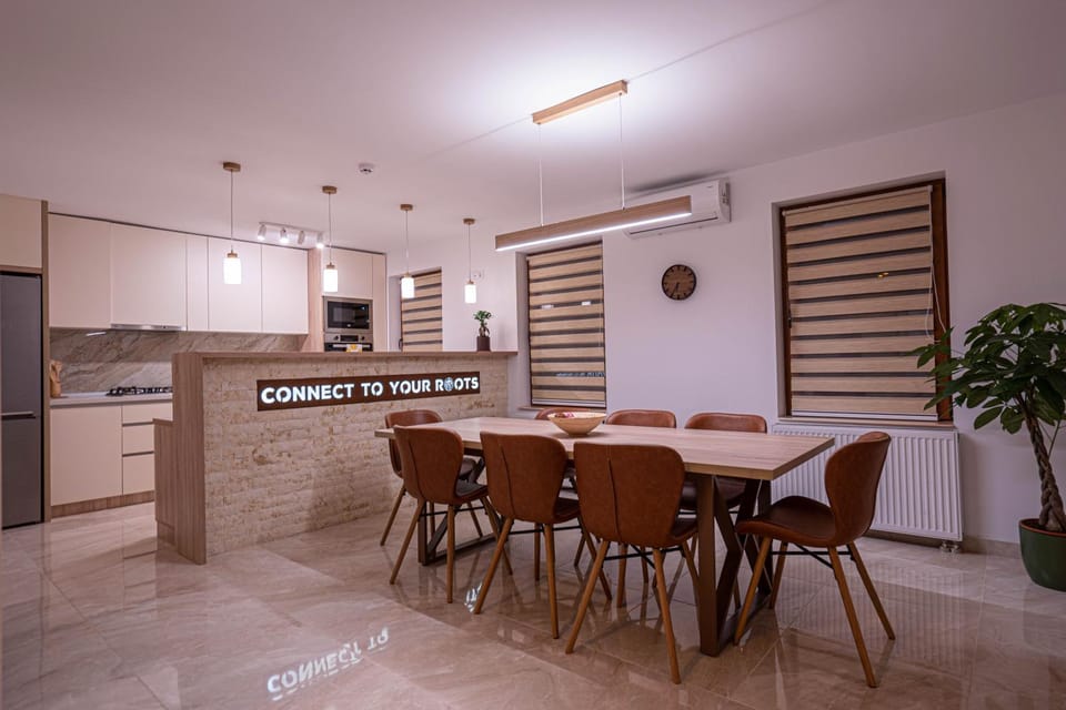 Lounge or bar, Dining area