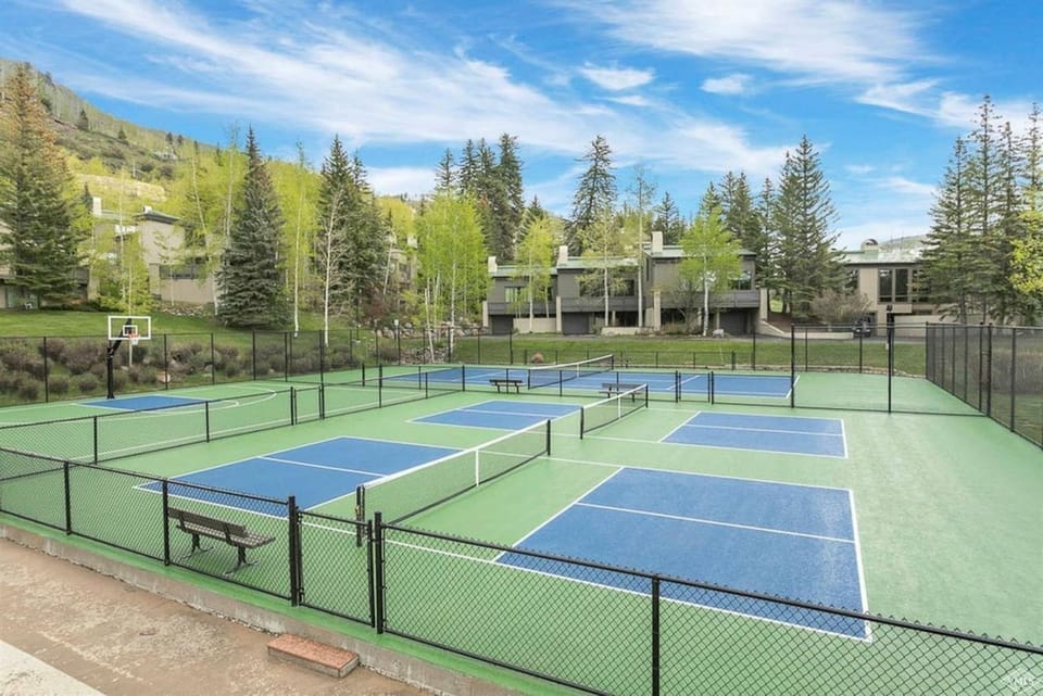 Red Sandstone Condo Unit 26 Apartment in Vail