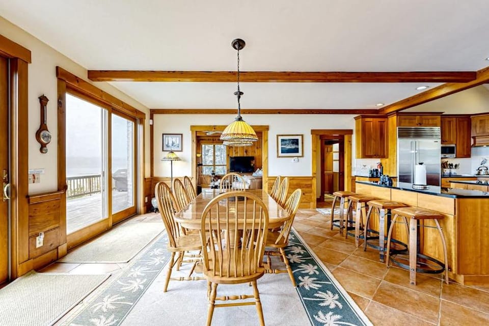 Cape Springs Cottage House in Harwich