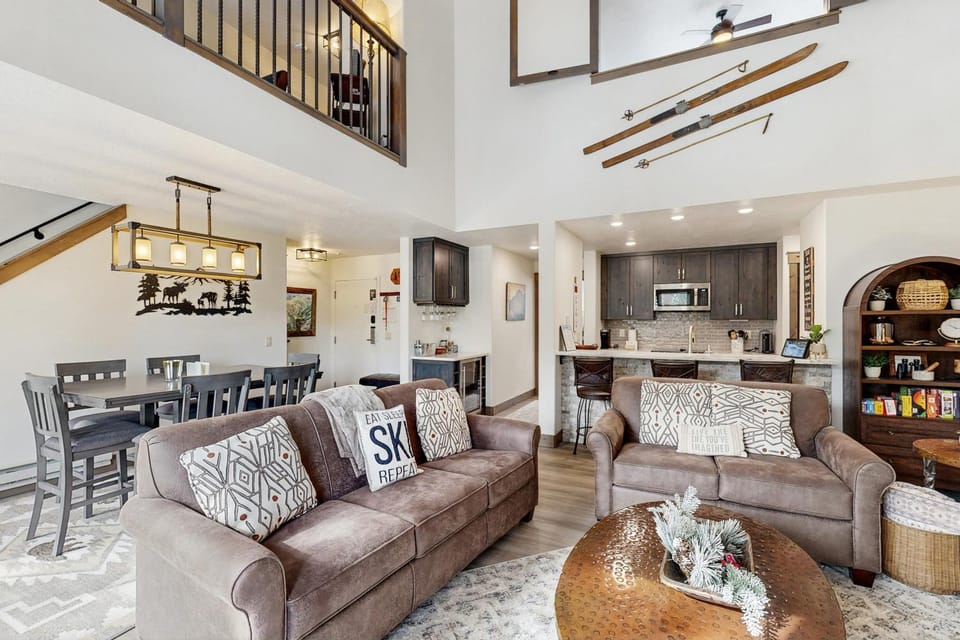 The Pines Condo Unit 2044 Apartment in Keystone