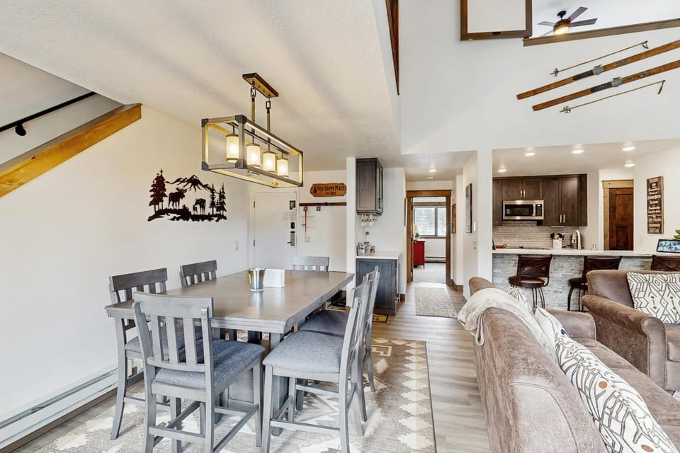 The Pines Condo Unit 2044 Apartment in Keystone