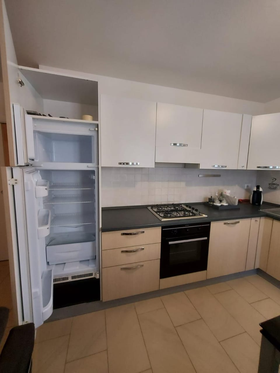 dishwasher, pet friendly, stove