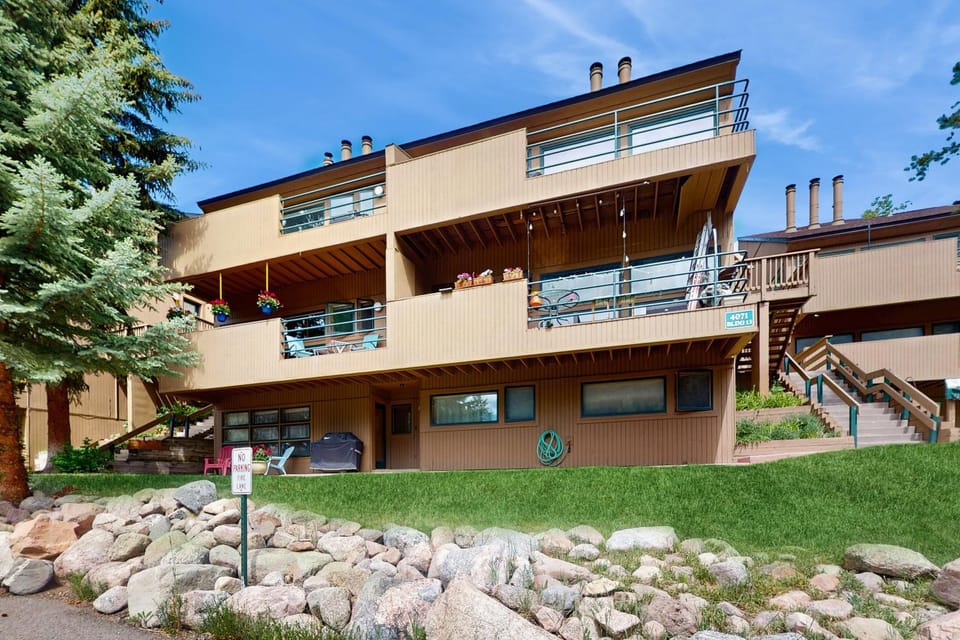 Pitkin Creek 13E Apartment in Vail