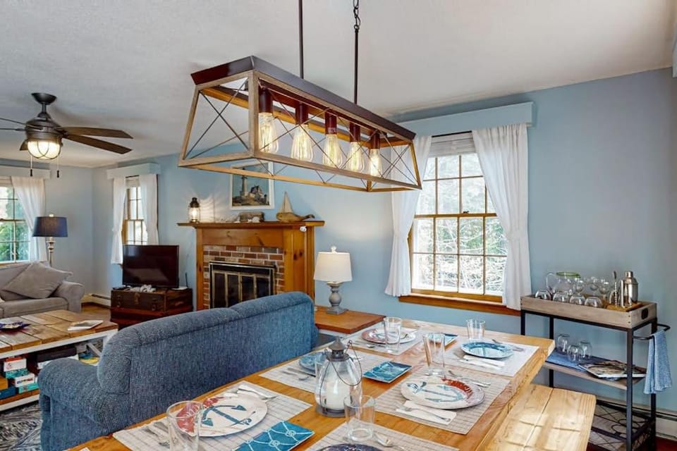 Hatches Creek Sanctuary House in North Eastham