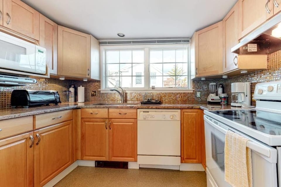 Cape Point Escape Apartment in Provincetown