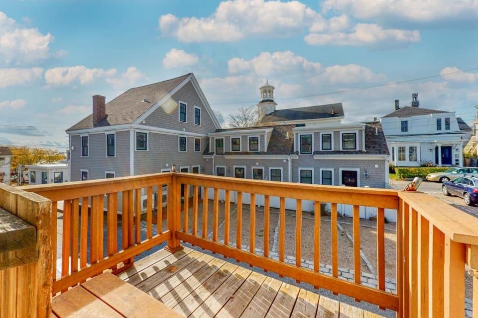 Cape Point Escape Apartment in Provincetown