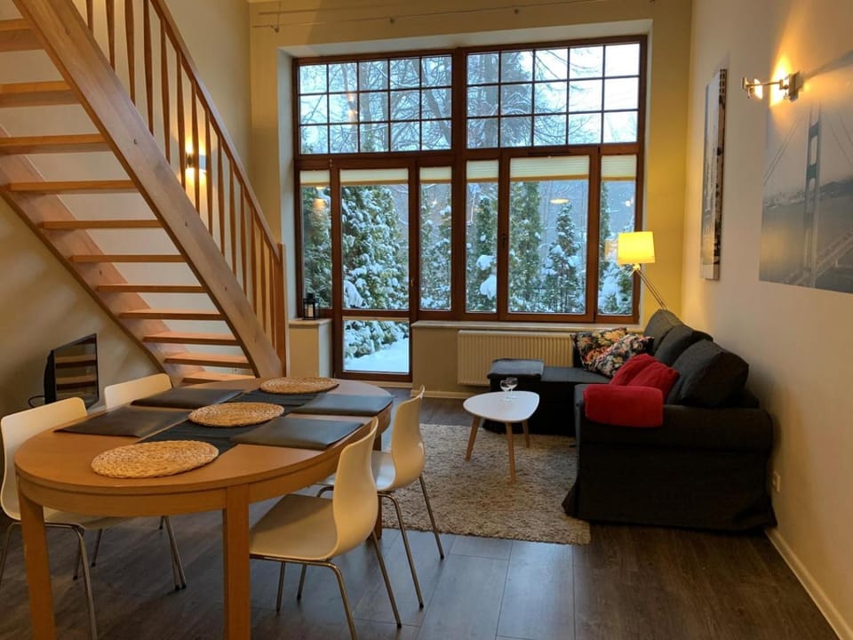 Living room, Seating area, Dining area