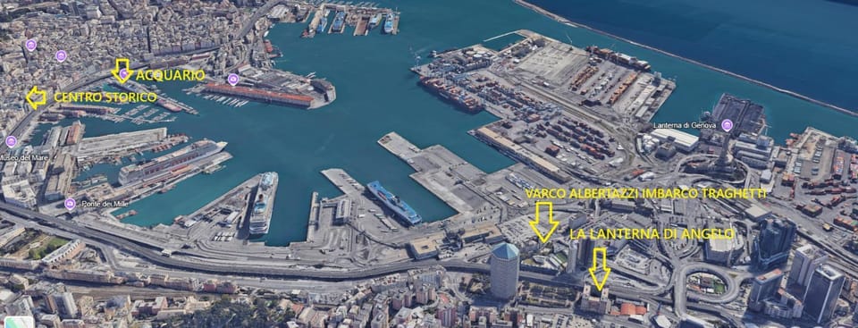 LA LANTERNA DI ANGELO rent rooms and apartments free parking on the street front Bed and Breakfast in Genoa