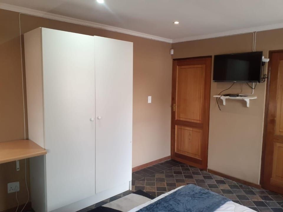 Sasha guest house Bed and Breakfast in Johannesburg