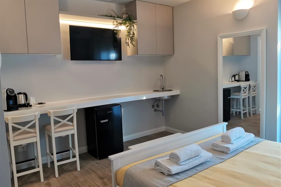 Communal lounge/ TV room, TV and multimedia