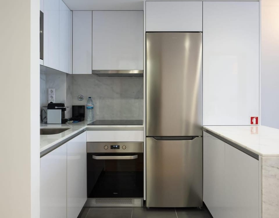 Habitatio - Bom Sucesso by LuxiStay Apartment in Porto