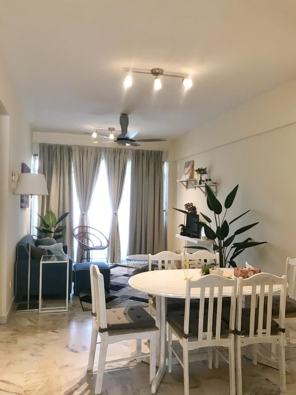 Living room, Dining area