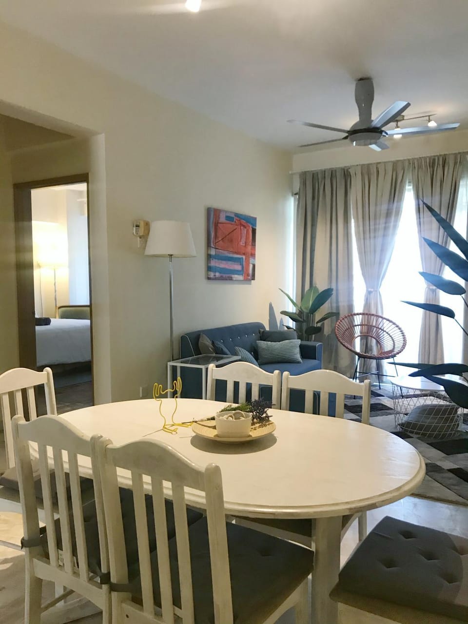 Living room, Dining area