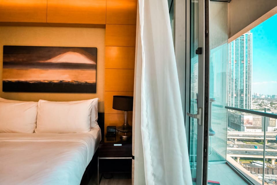 Bed, View (from property/room), Bedroom, City view, furniture