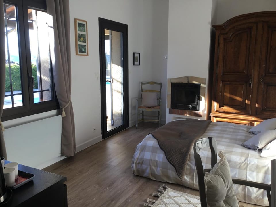 Petit cocon dans le Luberon Vacation rental in Provence-Alpes-Côte d'Azur