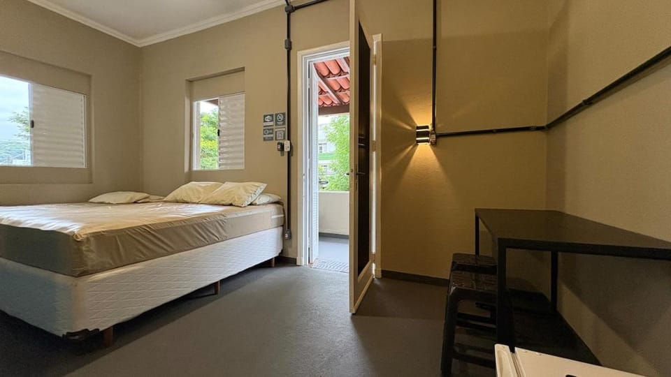Suíte 15 - Hospedagem Guarujá Bed and Breakfast in State of São Paulo