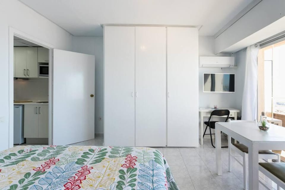 Breathtaking sea view from downtown Alicante! Apartment in Alicante
