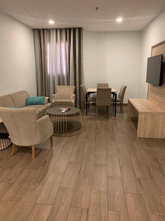 Lounge or bar, Seating area