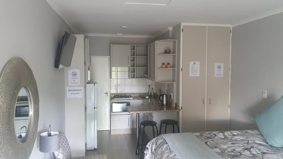 THE SPARE BEDROOM Unit 2 Apartment in KwaZulu-Natal