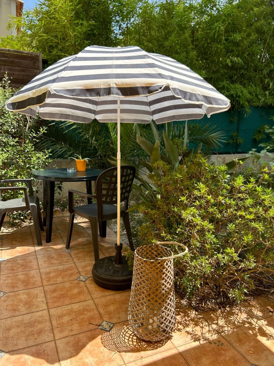 Cosy Studio en résidence privée Bed and Breakfast in Marseille