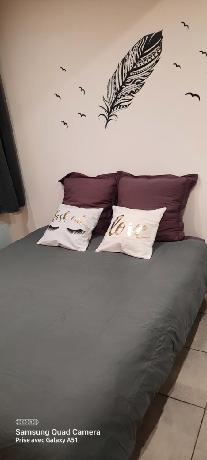Bed, Bedroom