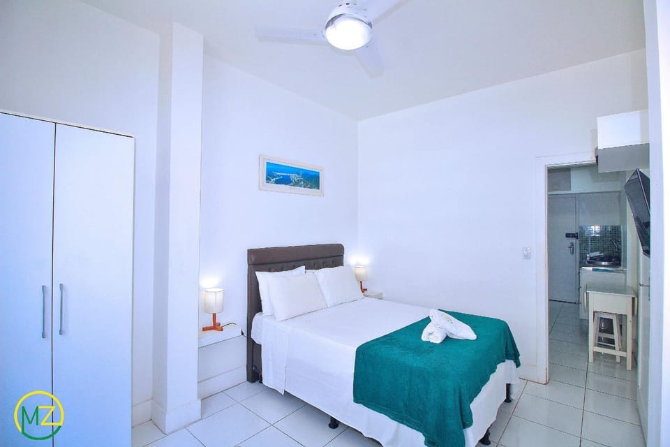 Ocean view studio for 3 persons in Copacabana Apartment in Rio de Janeiro