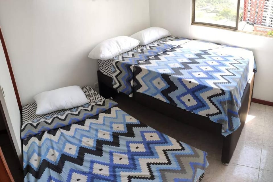 Apartamento amoblado Medellin en los colores Laureles Apartment in Medellin