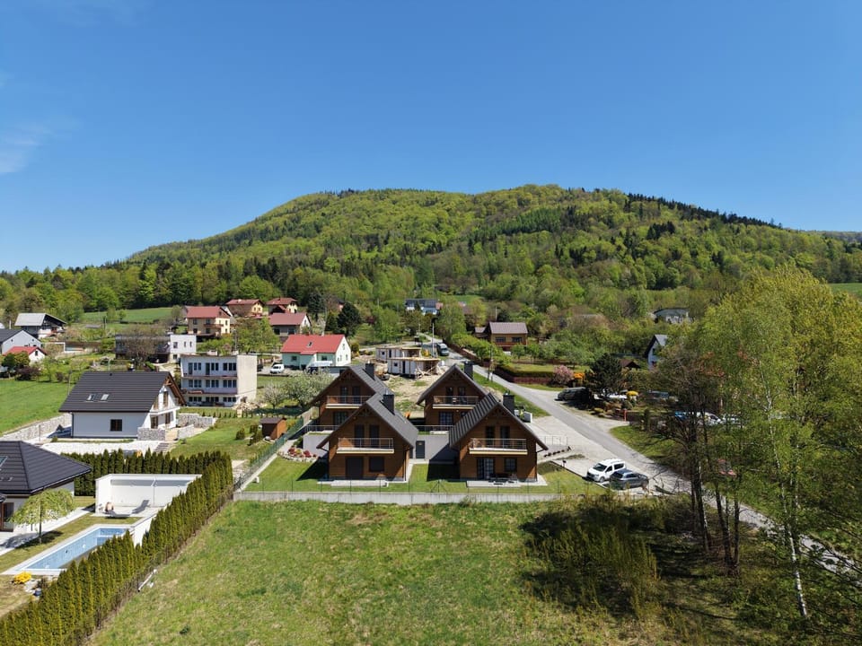 Property building, Natural landscape, Bird's eye view, Mountain view