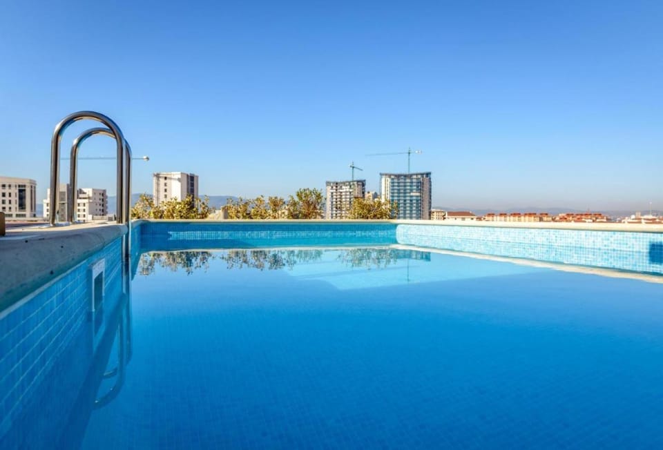 Swimming pool, Swimming pool