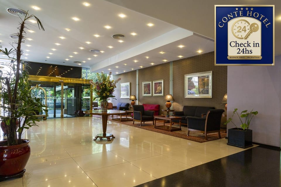 Living room, Lobby or reception, Seating area, storage