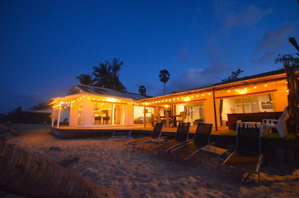 Property building, Sunset, sunbed