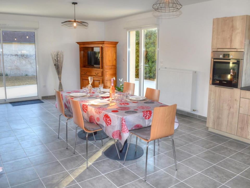 Gîte Confortable avec Jardin Privatif à Proximité des Châteaux de la Loire et Zoo de Beauval - FR-1-381-512 House in Centre-Val de Loire