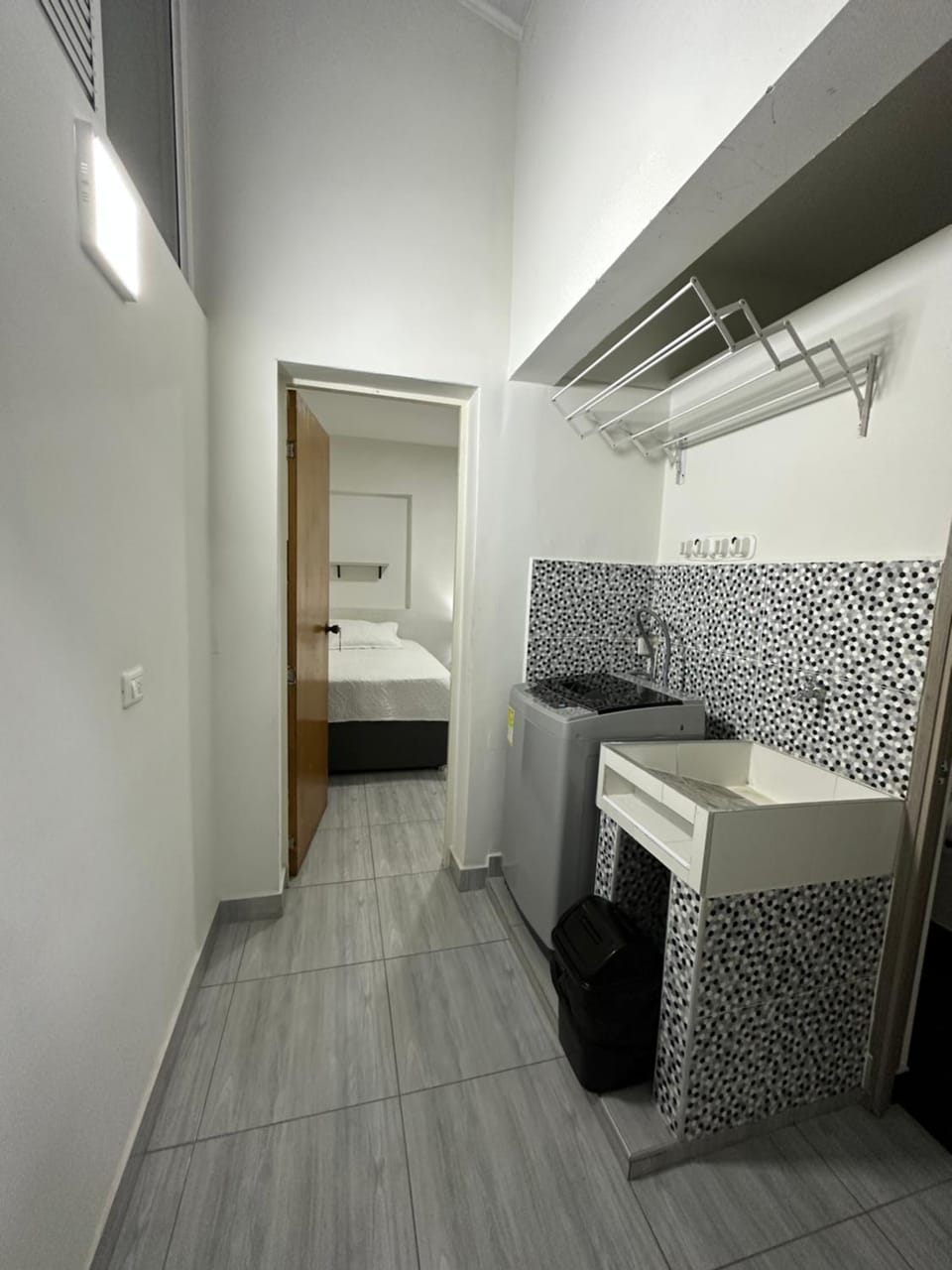 Aparta estudio amoblado 2 Medellin, San joaquin Apartment in Medellin