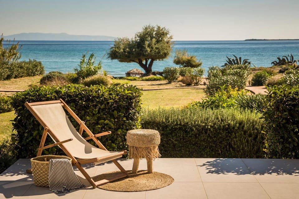 Day, Natural landscape, Garden, Beach, Garden view, Sea view, sunbed