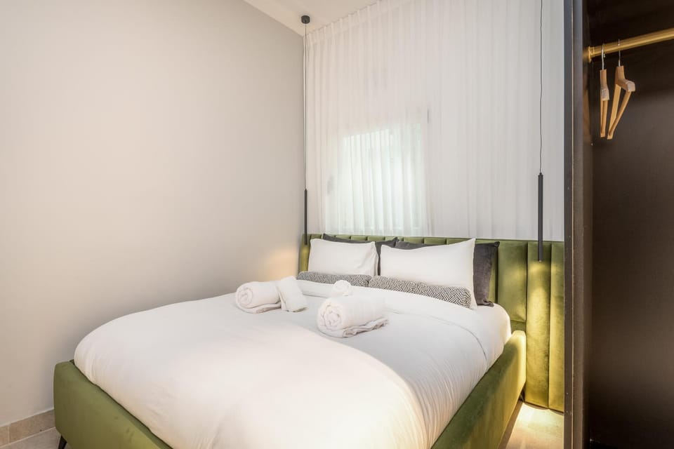 Adama by Sweett - Mahane Yehuda Apartment in Jerusalem