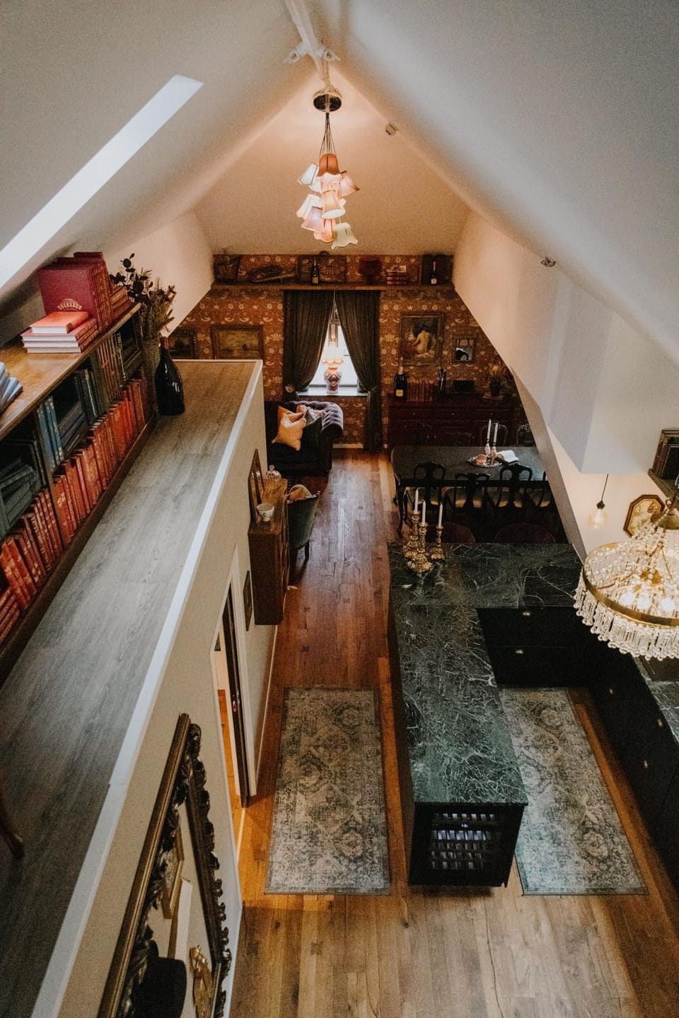 Living room, Photo of the whole room, Seating area, pet friendly