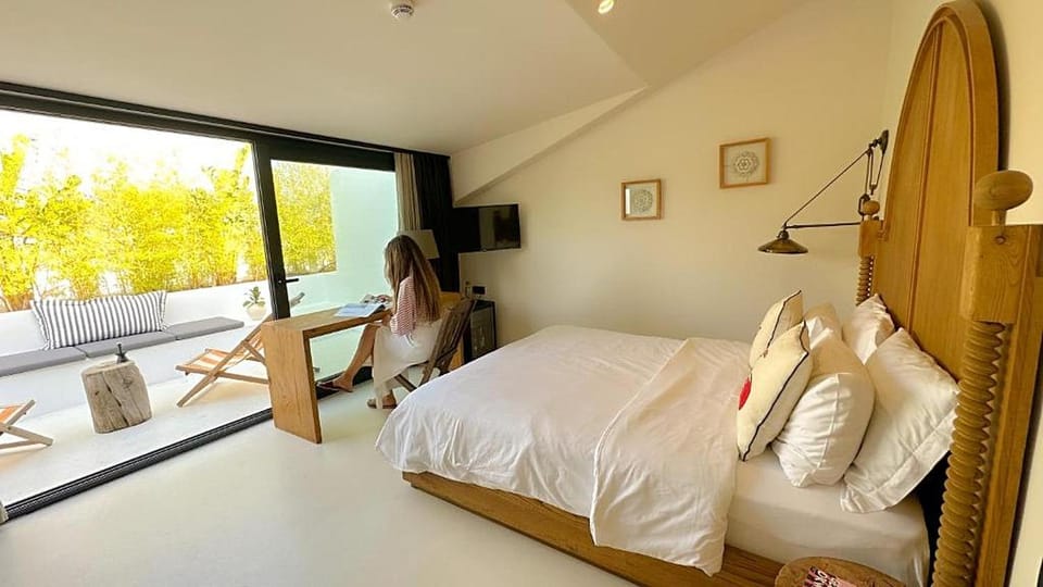 Bed, Balcony/Terrace, Photo of the whole room, bunk bed